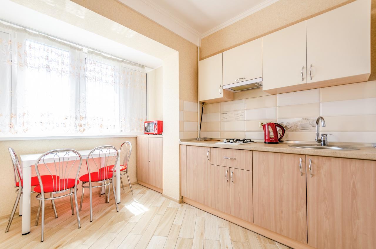 Artal Apartment On Obolonskyi Avenue 16A Kyiv Eksteriør billede
