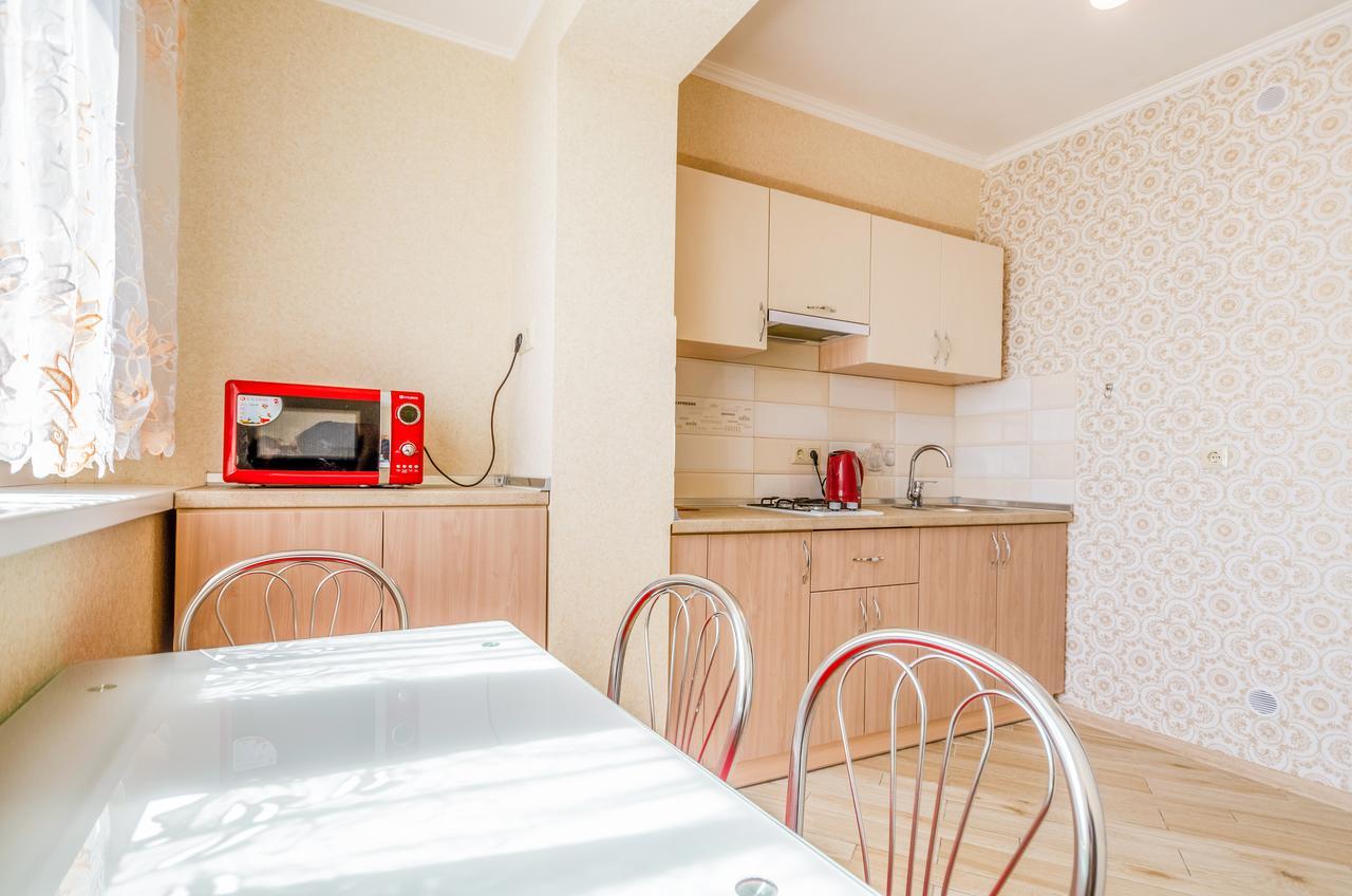 Artal Apartment On Obolonskyi Avenue 16A Kyiv Eksteriør billede