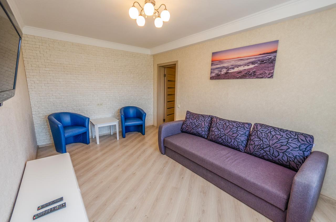 Artal Apartment On Obolonskyi Avenue 16A Kyiv Eksteriør billede